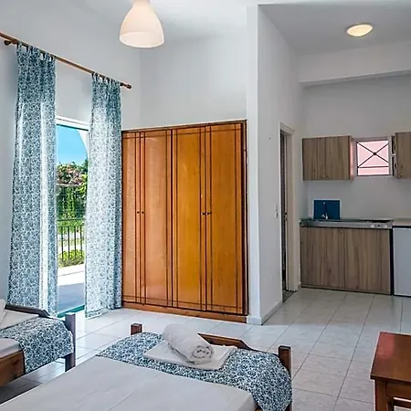 شقة فندقية Fardini Seaside 3*